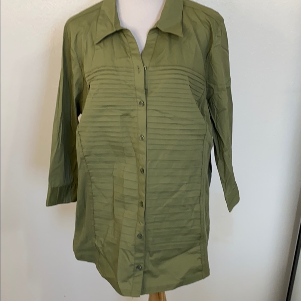 CJ Banks Olive Green Pintuck Button Down 3/4 Sleeve Shirt Plus 2X